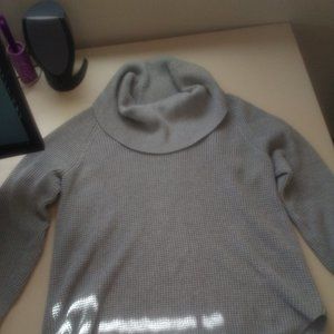 Michael Kors Waffle Weave Turtle Neck sweater